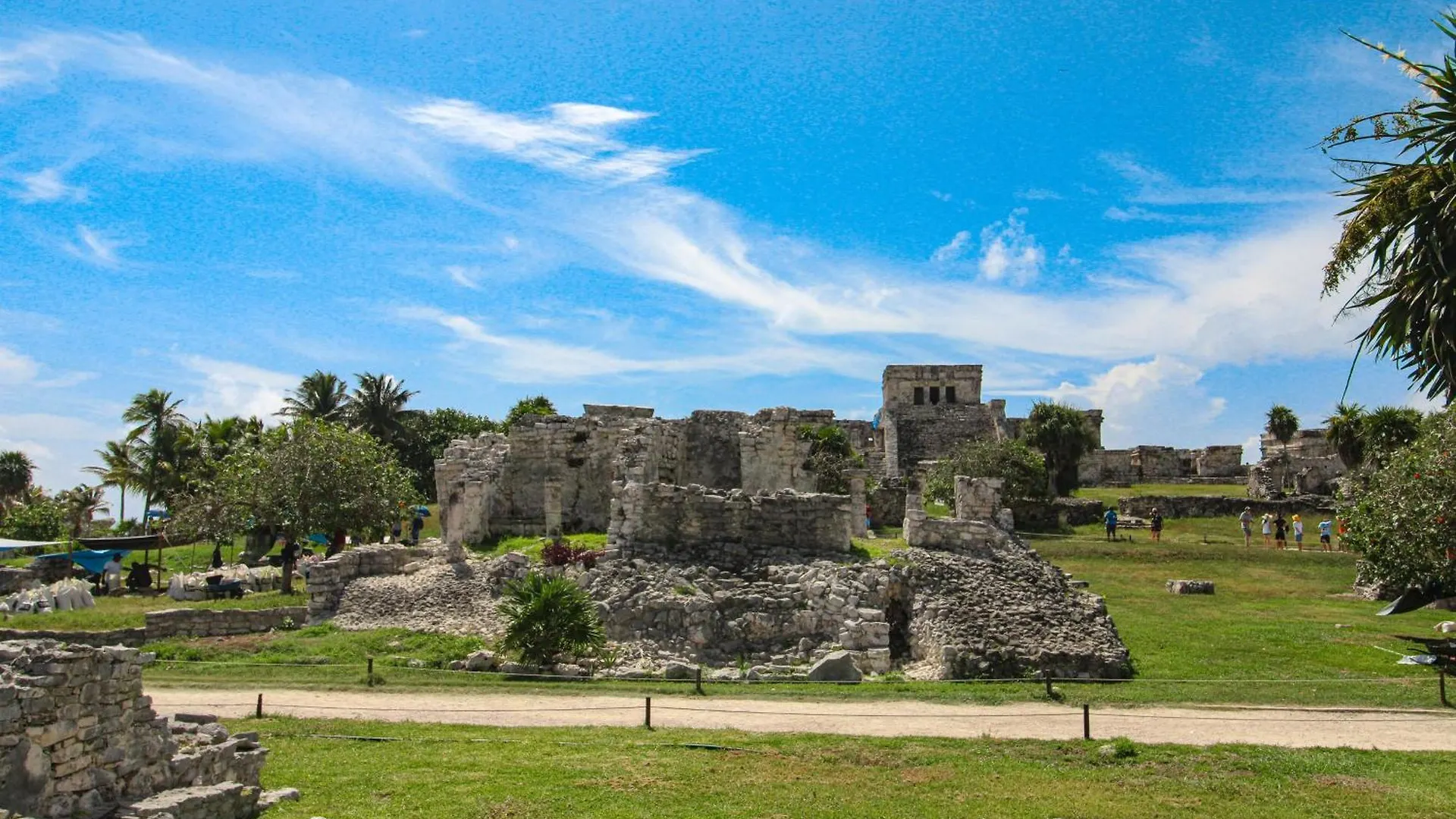 Adora Tulum 406 At Av Kukulkan Otel